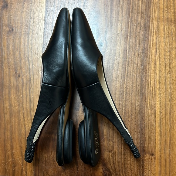 Franco Sarto Briella Black Leather Slingback Flats Closed Pointed Toe 9M - Picture 9 of 12